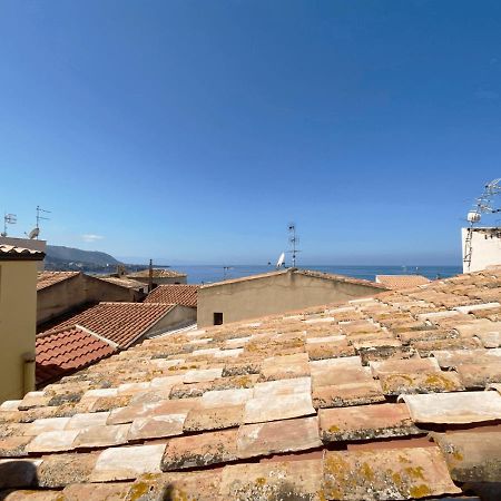 Rocksea Apartments Attic Floor Cefalu Bagian luar foto