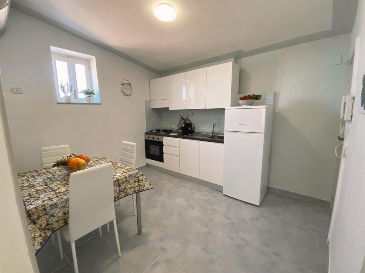Rocksea Apartments Attic Floor Cefalu Bagian luar foto